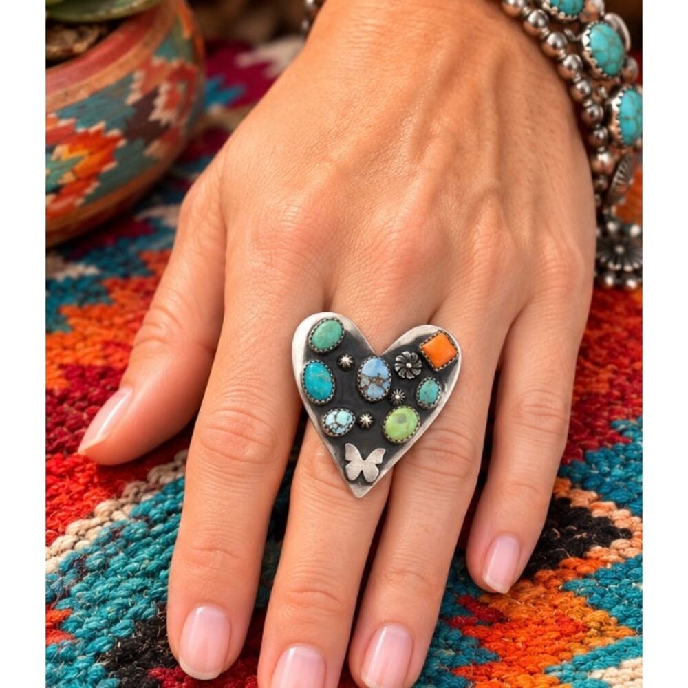 Wow! Turquoise Heart Ring  in Sterling Silver. Stunning! - Picture 2 of 6